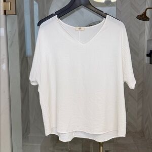 Entro White V-Neck Blouse